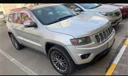 جیپ گراند شیرۆکی